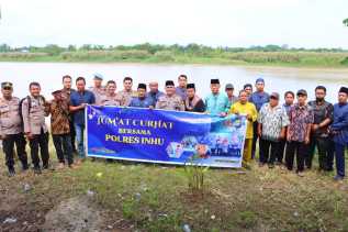 Kapolres Inhu Dengarkan Curhat masyarakat Desa Pulau Gajah