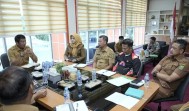 Tim Kementerian Kesehatan dan Kementerian Sosial Turun ke Dusun Datai.  Wabup Inhu Pimpin Rapat Persiapan