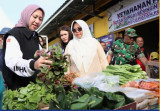 Bupati Inhu Launching Gerai Lapak Petani Hebat Produk Unggul