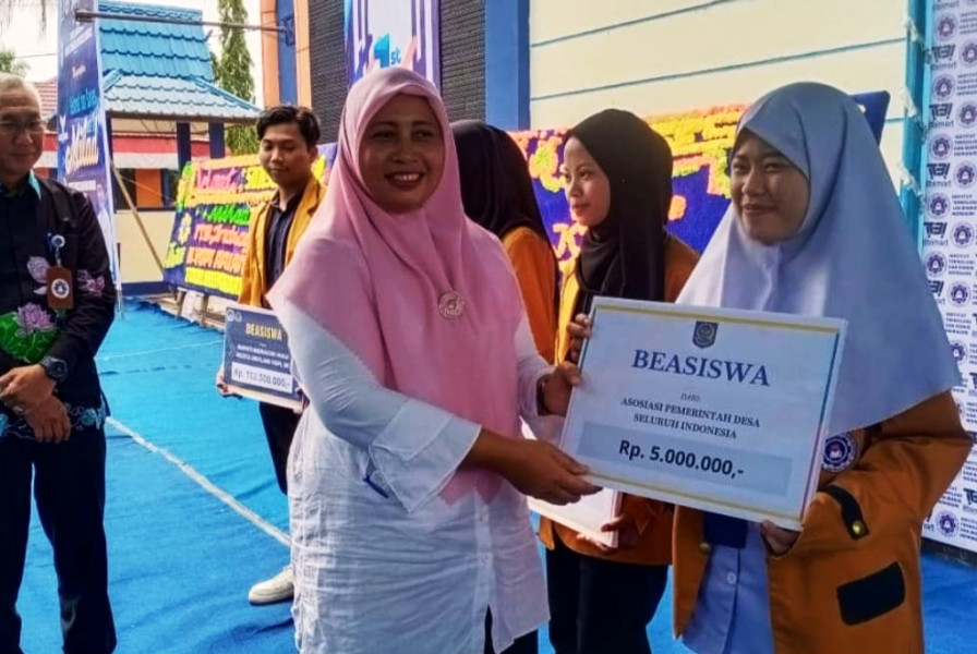 Sykuran Milad 1 Tahun. Herlina Berharap ITB-Indragiri Maju dan Unggul