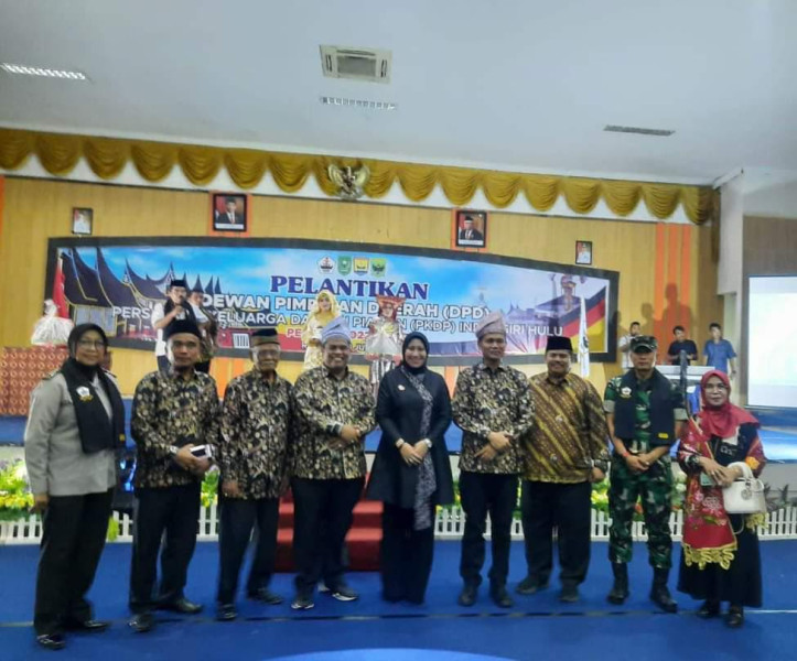 Bupati Inhu Hadiri Pelantikan Pengurus PKDP