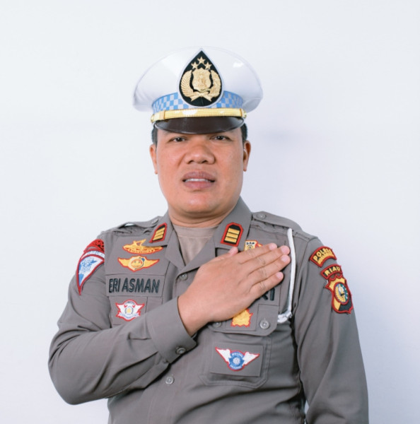 Satlantas Polres Inhu Sosialisasi dan Tertibkan Kendaraan Di SMKN I Rengat