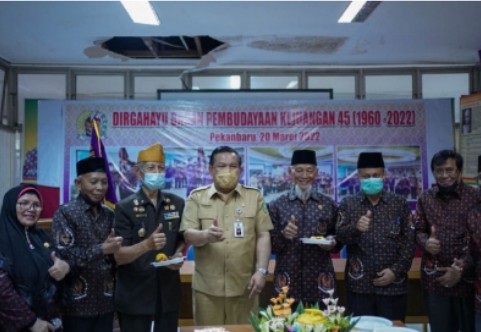 Sekdaprov Riau Hadiri HUT ke-62 DHD Kejuangan 45 Provinsi Riau