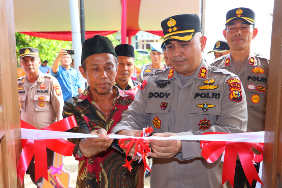 Kapolres Inhu Resmikan Rumah Program Bersih ke- 14