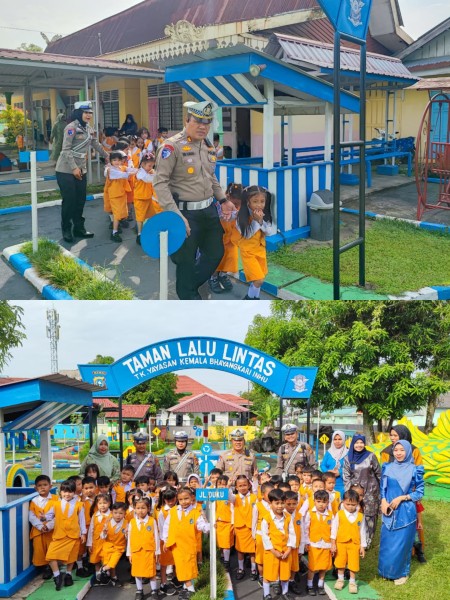 Kasat Lantas Polres Inhu Tanam dan Bagikan Pohon di TK Kemala Bhayangkari