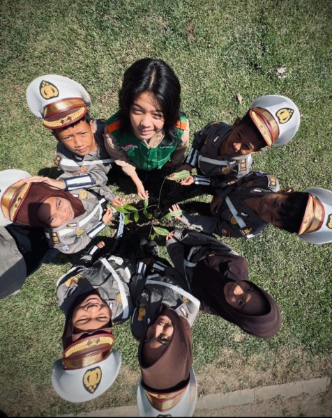 PT TPP  Gelar Penanaman Pohon dan Sosialisasi di SMPS Tunggal Lestari