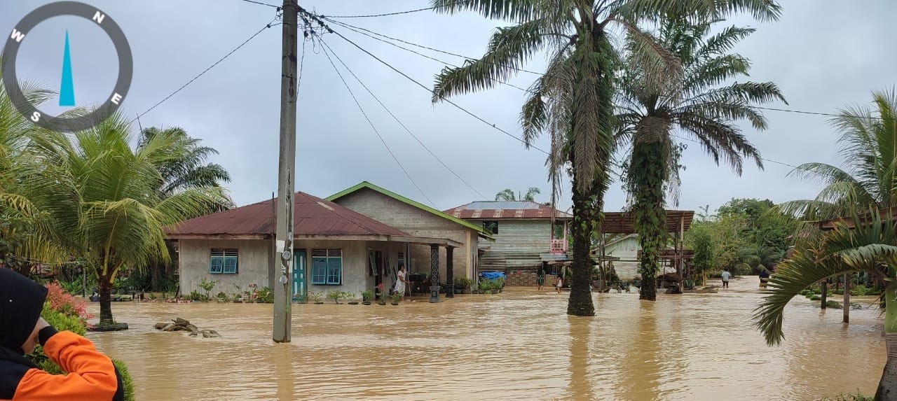 Hujan Lebat Di Inhu, Puluhan Rumah Terendam Bahkan Satu Gudang Hanyut