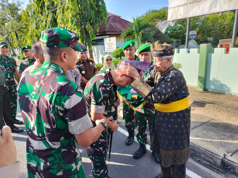 Baru Tiga Bulan Bertugas, Danrem Berkunjung ke Inhu