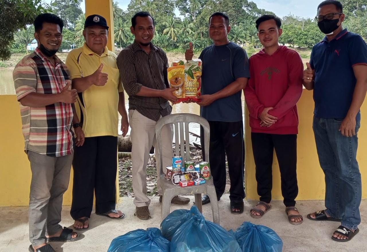 Salurkan Paket Sembako di Inhu, JMSI Kerja Sama Dengan BeritaOne.Id