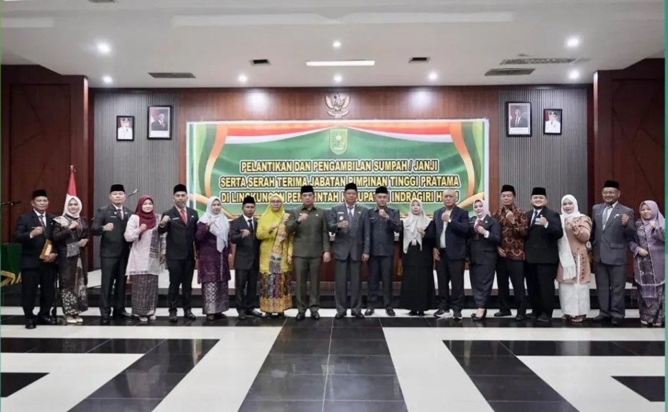 Wabup Inhu Lantik 8 Pejabat Pimpinan Tinggi Pratama.Ini Nama-Namanya