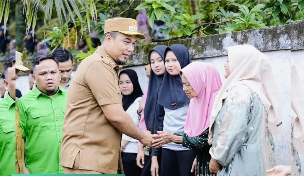 Bermalam di Desa Sanglap, Bupati Inhu Tampung Aspirasi Masyarakat