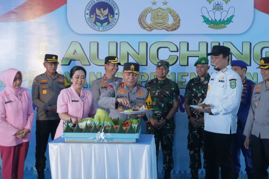 Di Inhu, Kapolda Riau Resmikan Dapur SPPG