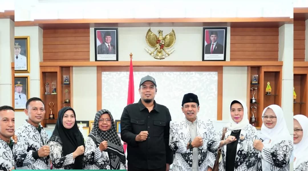 Saat Audiensi Dengan Bupati  Inhu PGRI Minta Bimbingan