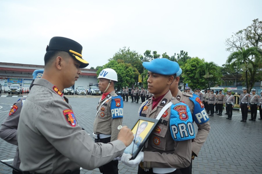 DPO Kasus Narkoba, Kapolres Inhu Akhirnya PTDH Anggotanya Karena Disersi