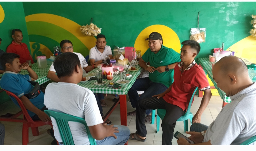 Balonbup Inhu Ade Agus Ngopi Bareng Tokoh Masyarakat