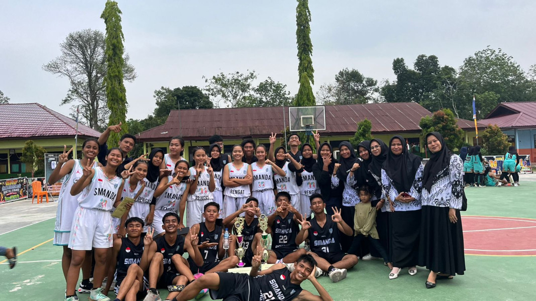 Tim Basket SMAN 2 Rengat Raih Runner Up Turnament Basketball