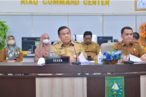 Sekda Provinsi Riau Kick Off Meeting Dengan KPK RI