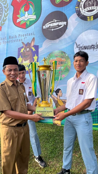Selama Tiga Hari SMAN I Lirik Gelar OSIS CUP 7