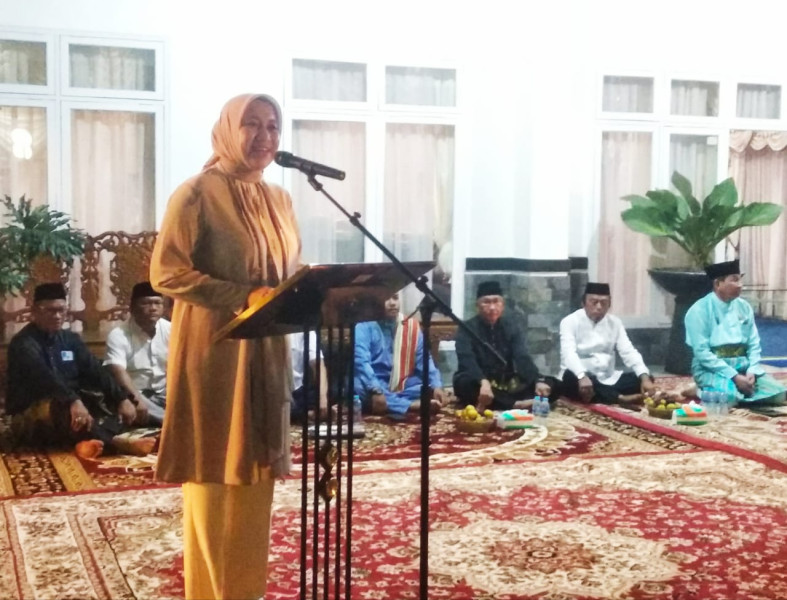Dua Ranperda Disyahkan.Bupati Inhu Gelar Malam Syukuran Dan Doa Bersama
