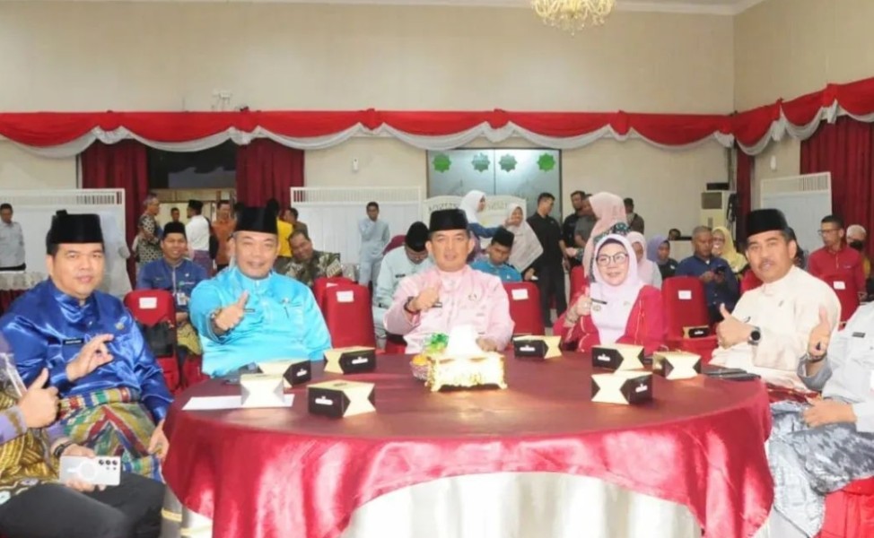 Dukung Penuh SE 2026, Sekda Inhu Teken Komitmen